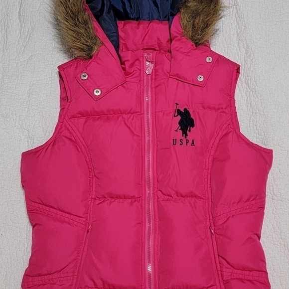 U.s. Polo Assn. Pink Puffer Vest with Hood - Picture 4 of 9